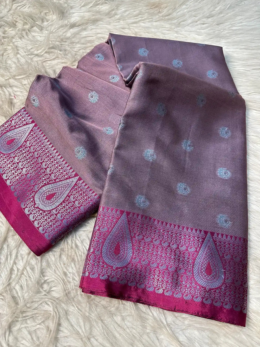 Premium Jacquard Weave Banarasi Saree