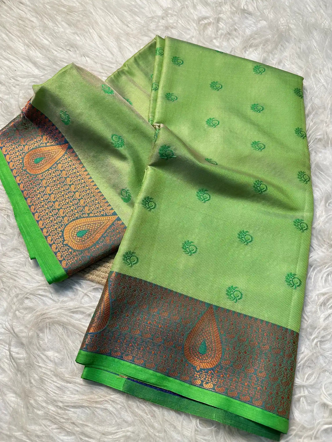 Premium Jacquard Weave Banarasi Saree