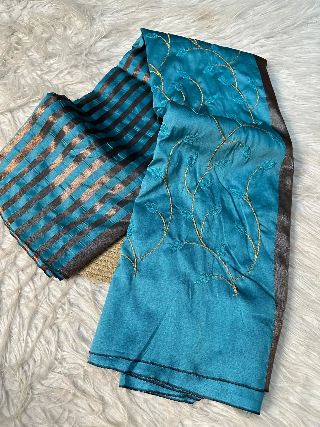 Premium Jacquard Weave Banarasi Saree