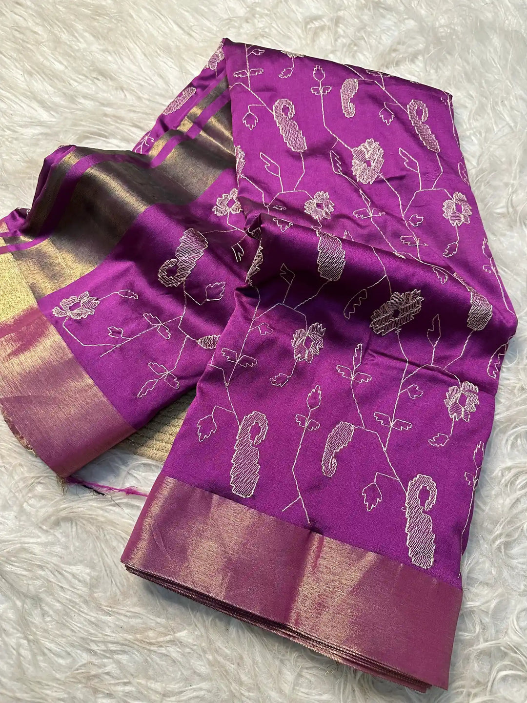 Premium Jacquard Weave Banarasi Saree