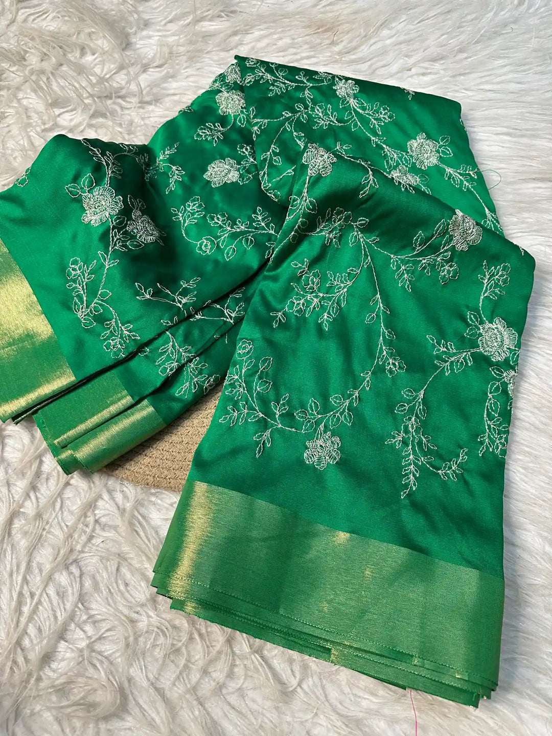 Premium Jacquard Weave Banarasi Saree