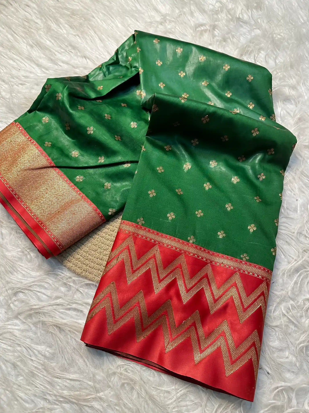 Premium Jacquard Weave Banarasi Saree