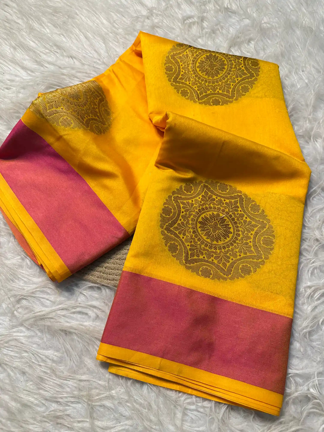 Premium Jacquard Weave Banarasi Saree