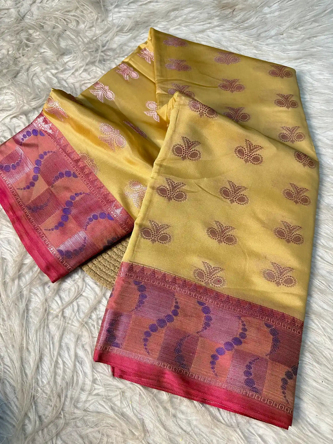 Premium Jacquard Weave Banarasi Saree