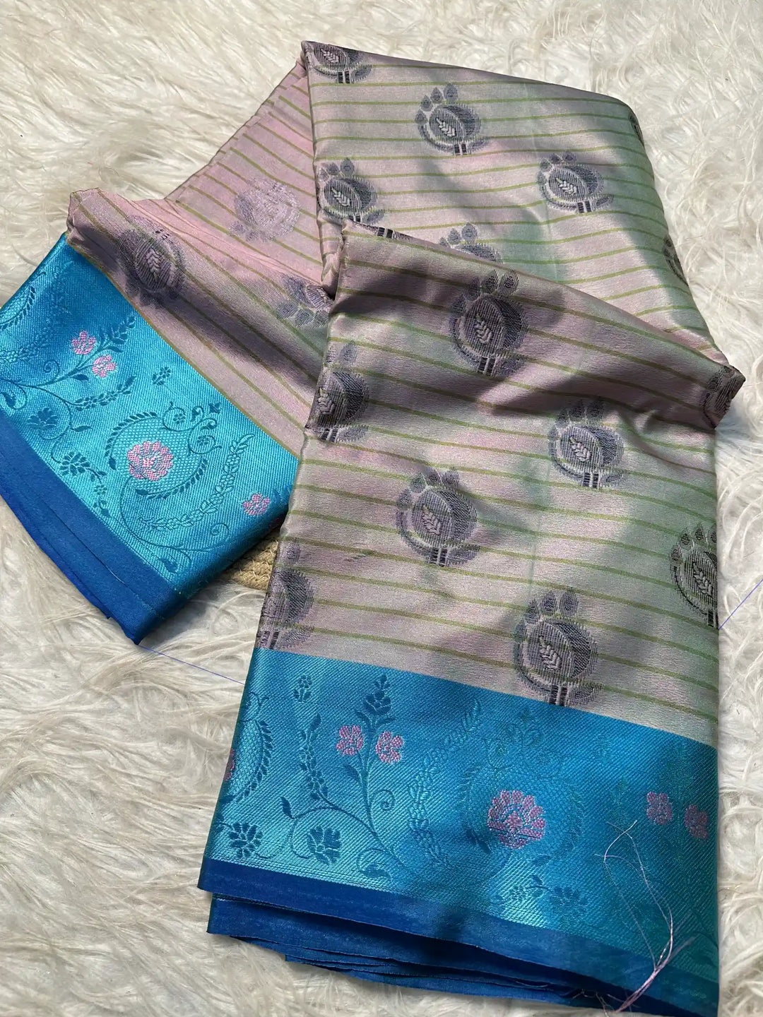 Premium Jacquard Weave Banarasi Saree