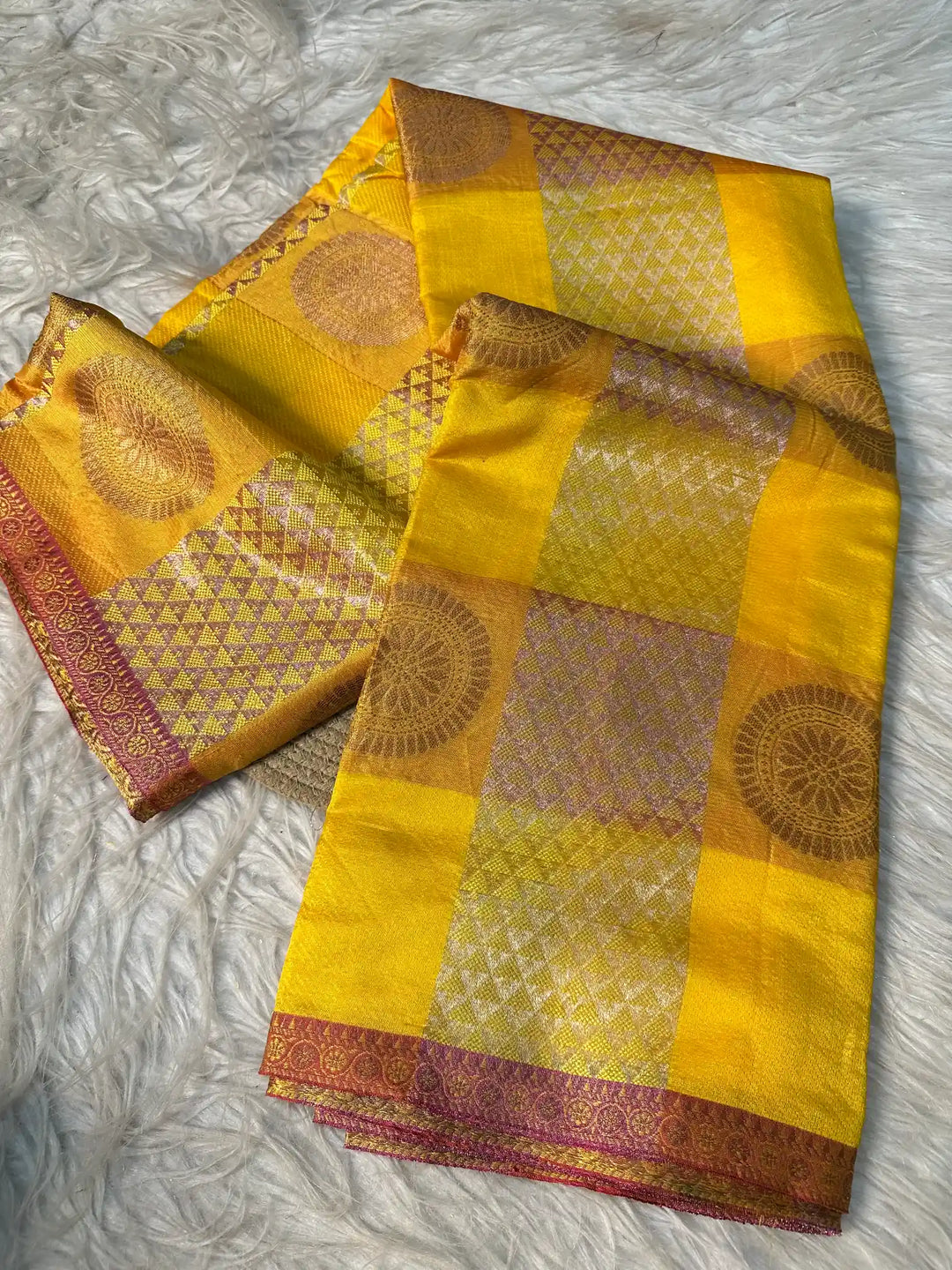 Premium Jacquard Weave Banarasi Saree