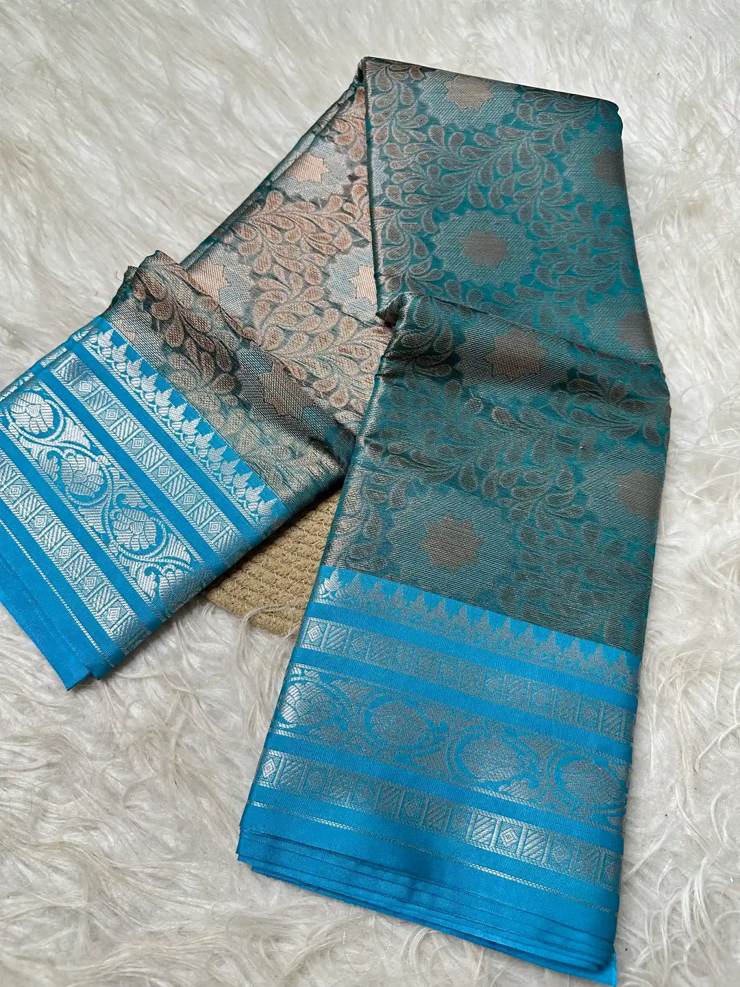Premium Jacquard Weave Banarasi Saree