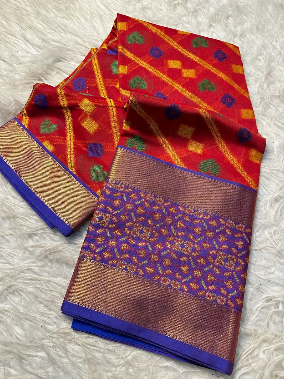 Premium Jacquard Weave Banarasi Saree