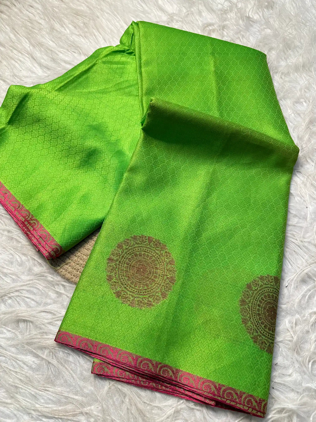 Premium Jacquard Weave Banarasi Saree