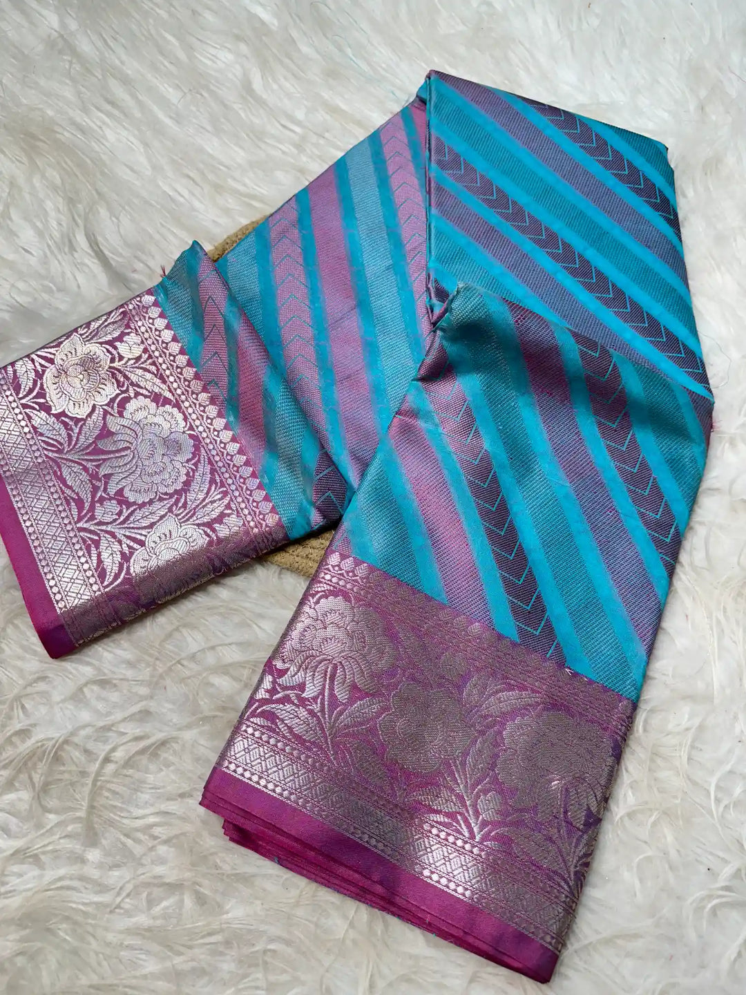 Premium Jacquard Weave Banarasi Saree