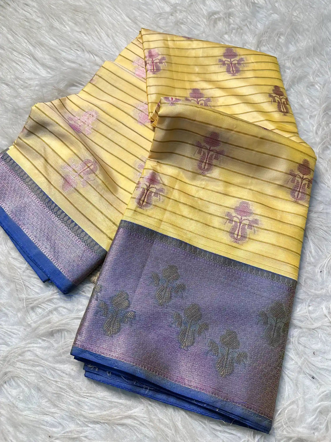 Premium Jacquard Weave Banarasi Saree
