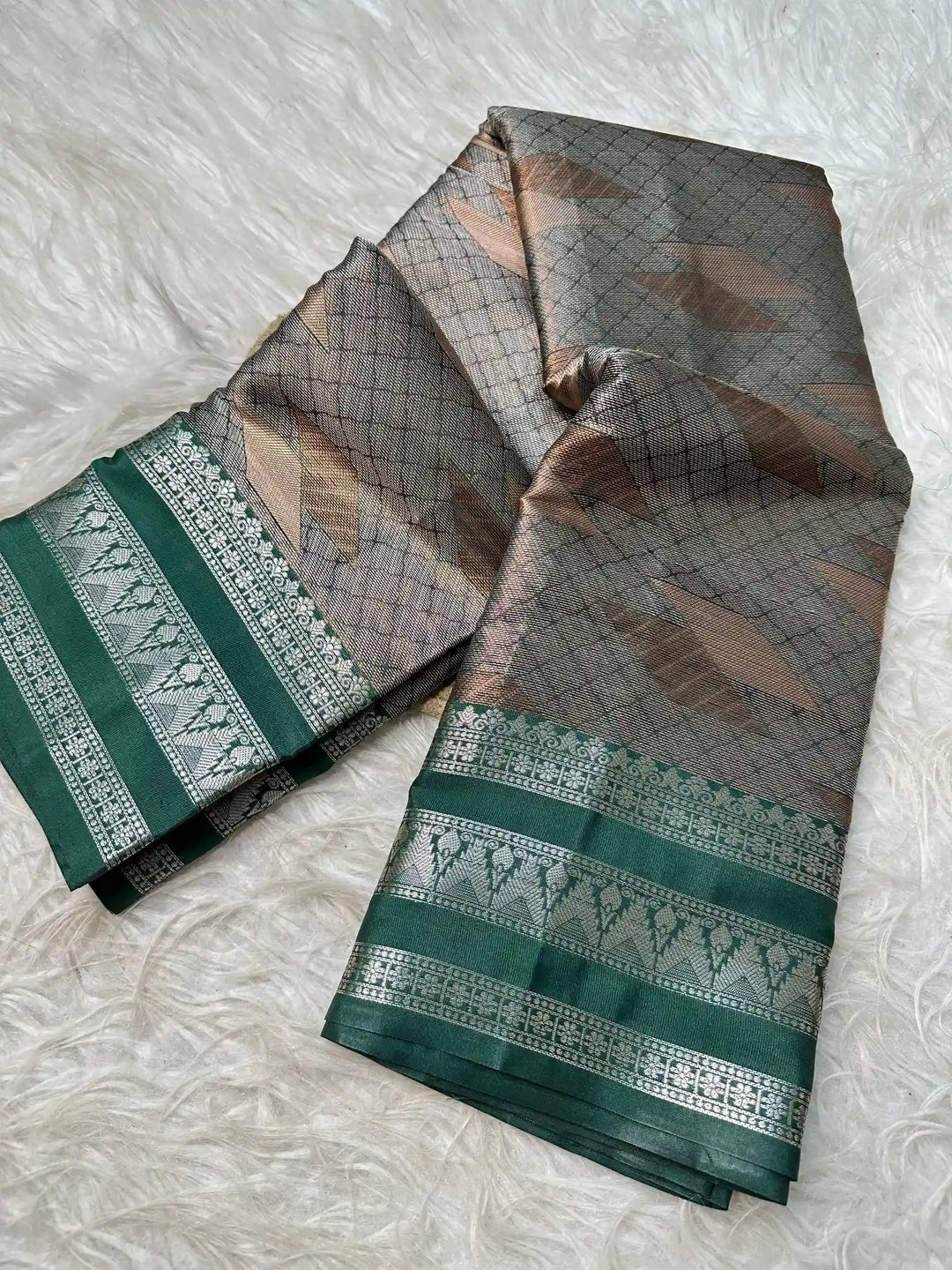 Premium Jacquard Weave Banarasi Saree