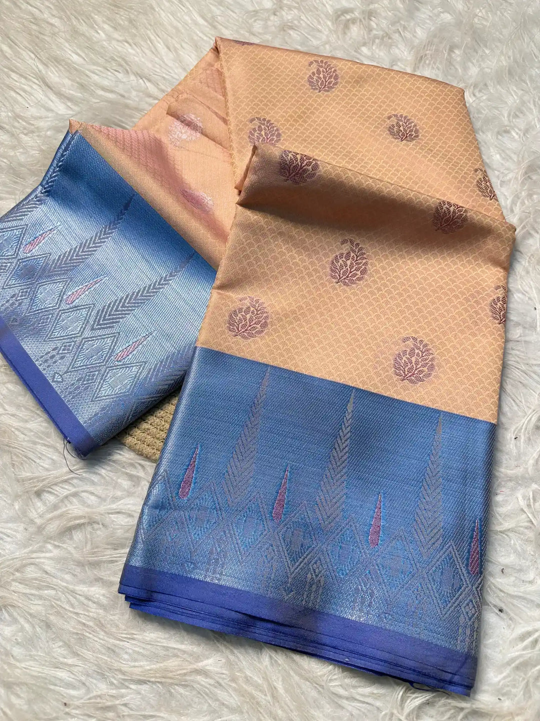 Premium Jacquard Weave Banarasi Saree