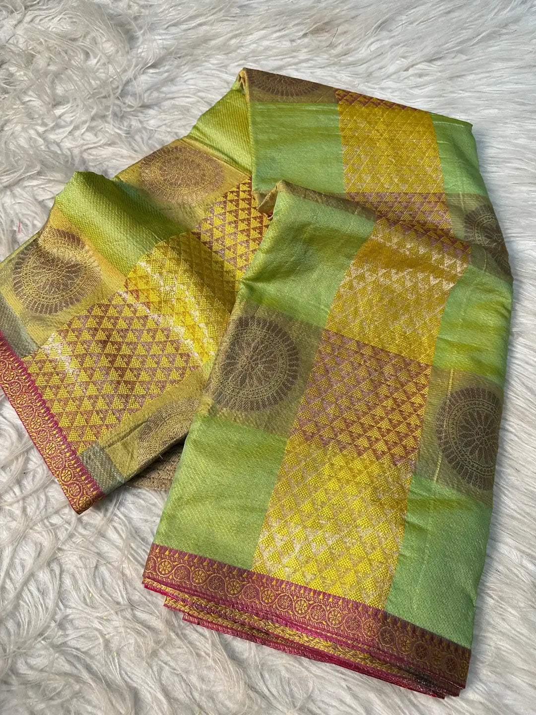 Premium Jacquard Weave Banarasi Saree