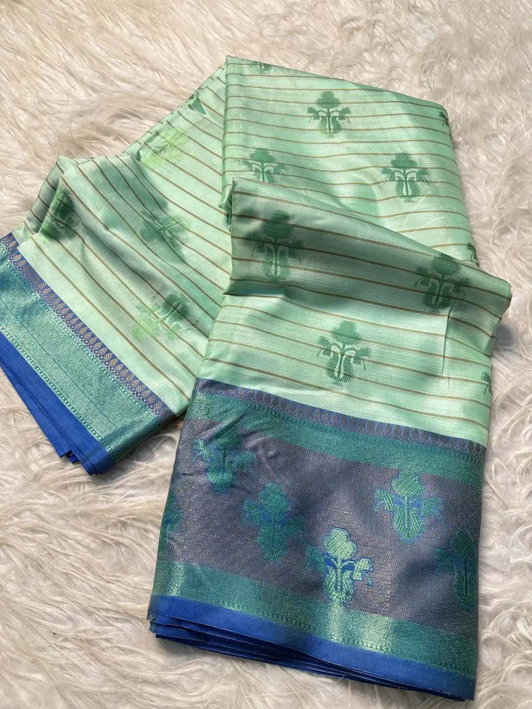 Premium Jacquard Weave Banarasi Saree