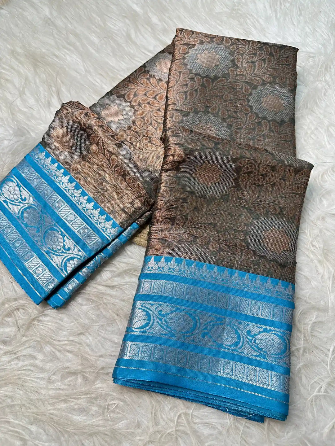 Premium Jacquard Weave Banarasi Saree