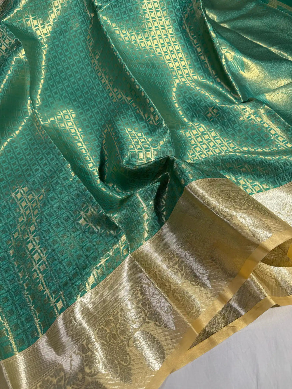 Premium Parrot Green Katan Tissue Silk Saree with Exclusive Ivory Rich Pallu
