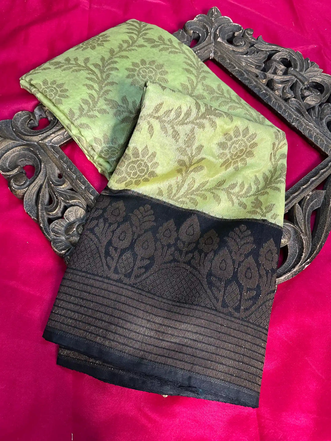 Premium Softsilk Traditional Weave Banarasi Saree
