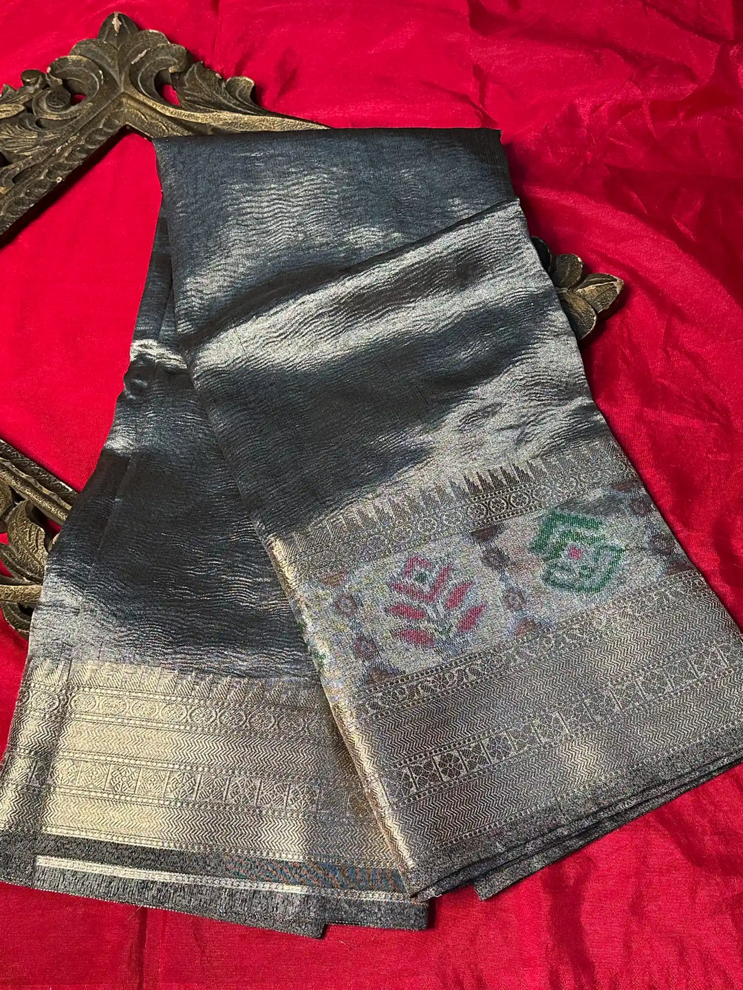 Premium Softsilk Traditional Weave Banarasi Saree