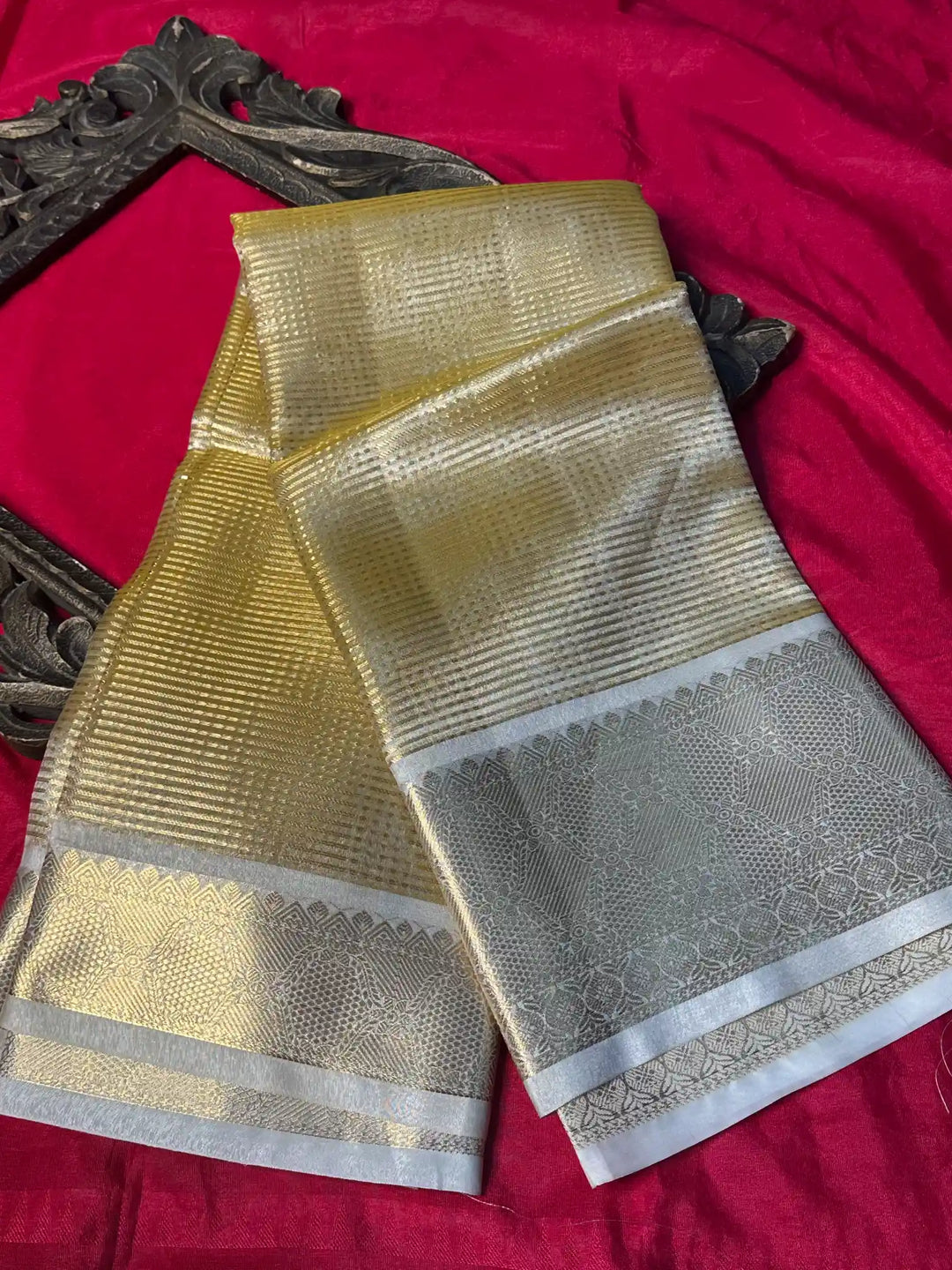 Premium Softsilk Traditional Weave Banarasi Saree