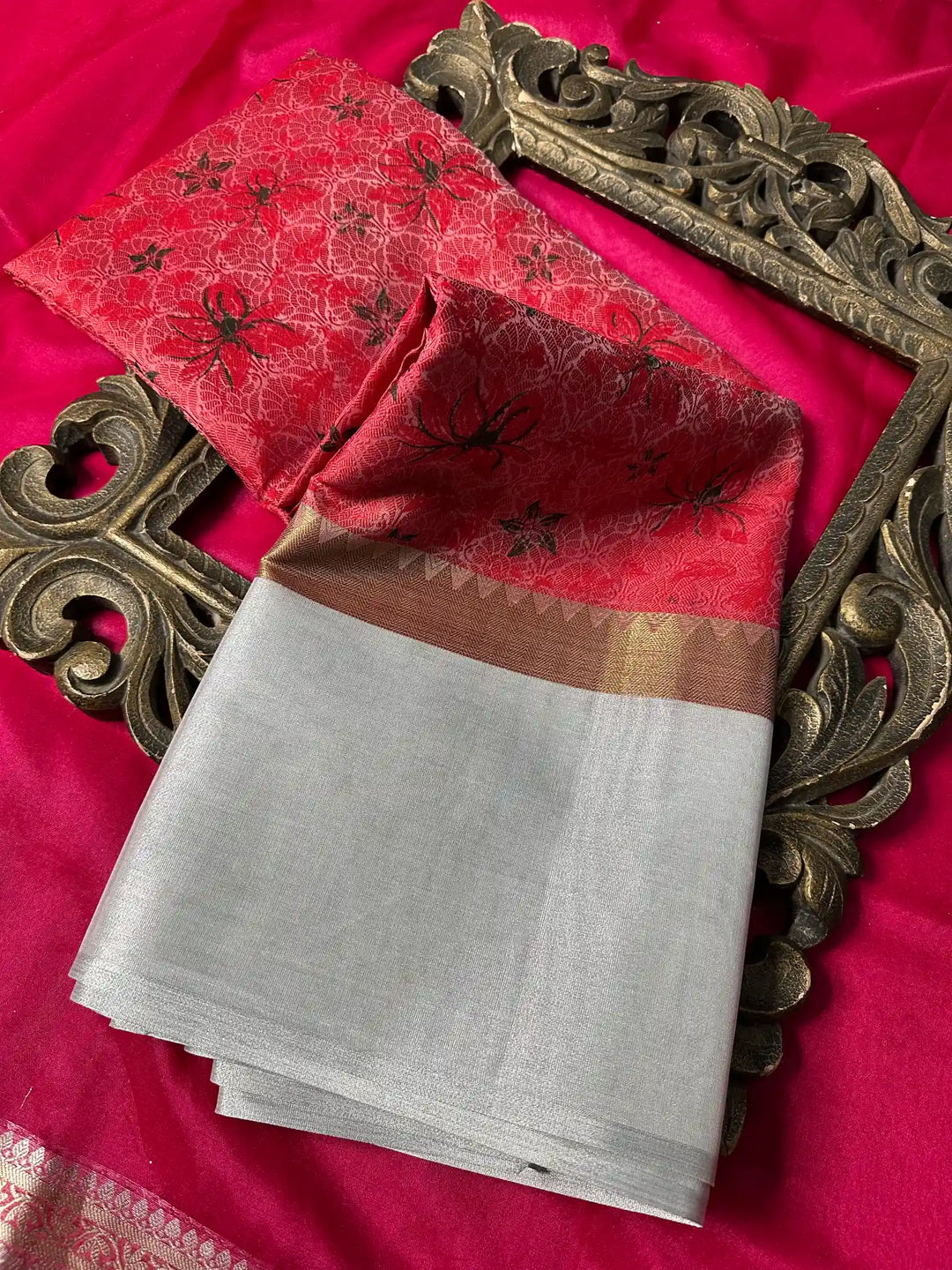 Premium Softsilk Traditional Weave Banarasi Saree