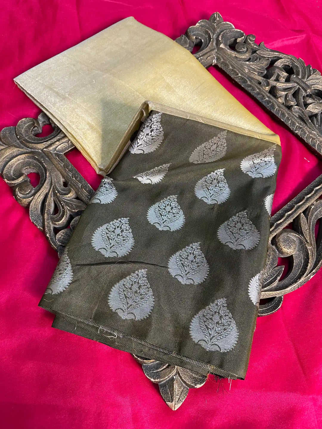 Premium Softsilk Traditional Weave Banarasi Saree