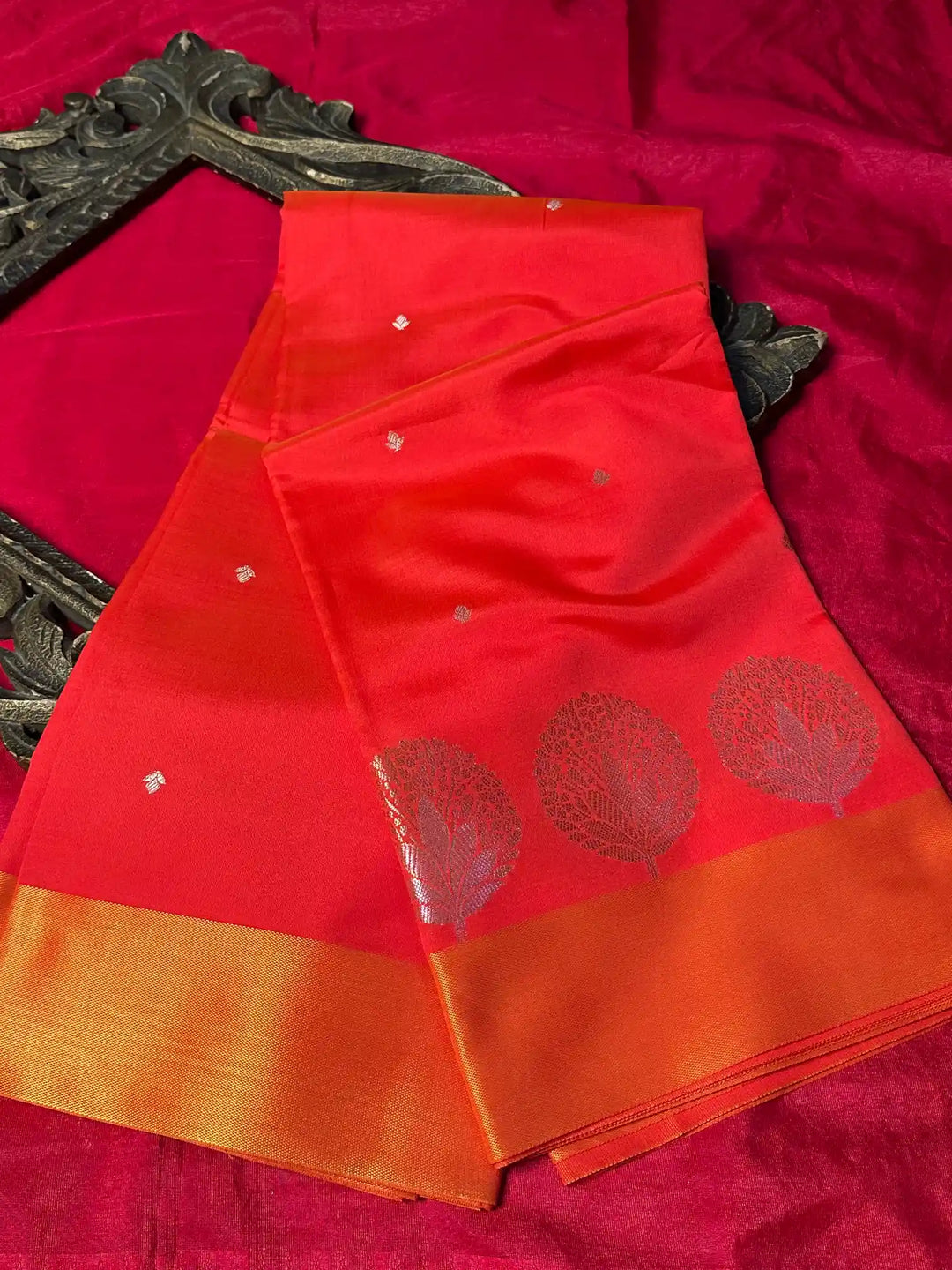 Premium Softsilk Traditional Weave Banarasi Saree