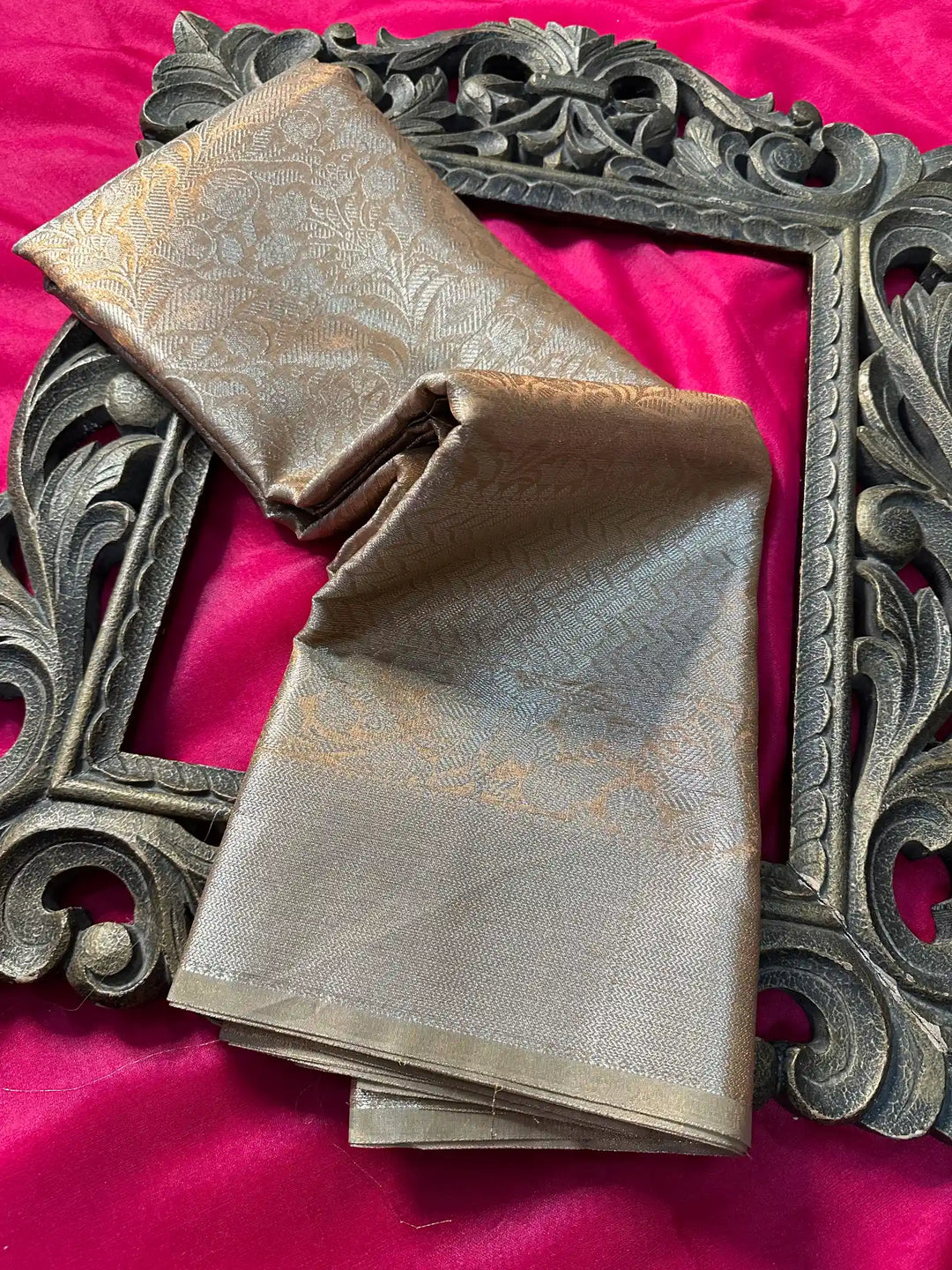 Premium Softsilk Traditional Weave Banarasi Saree
