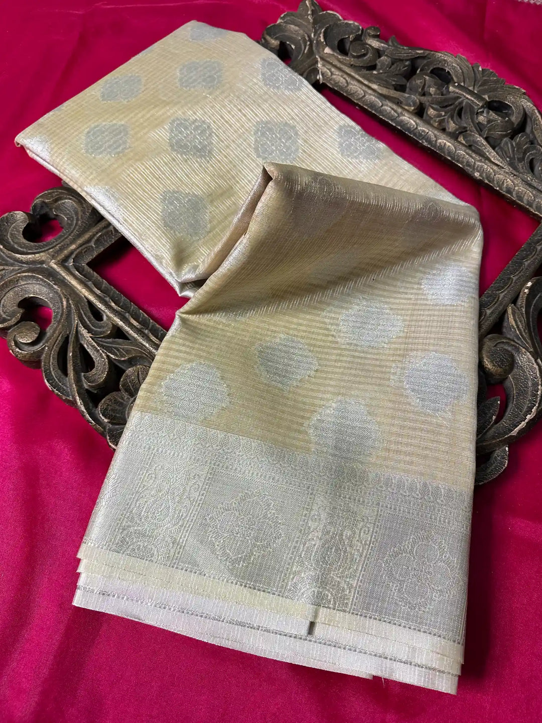 Premium Softsilk Traditional Weave Banarasi Saree