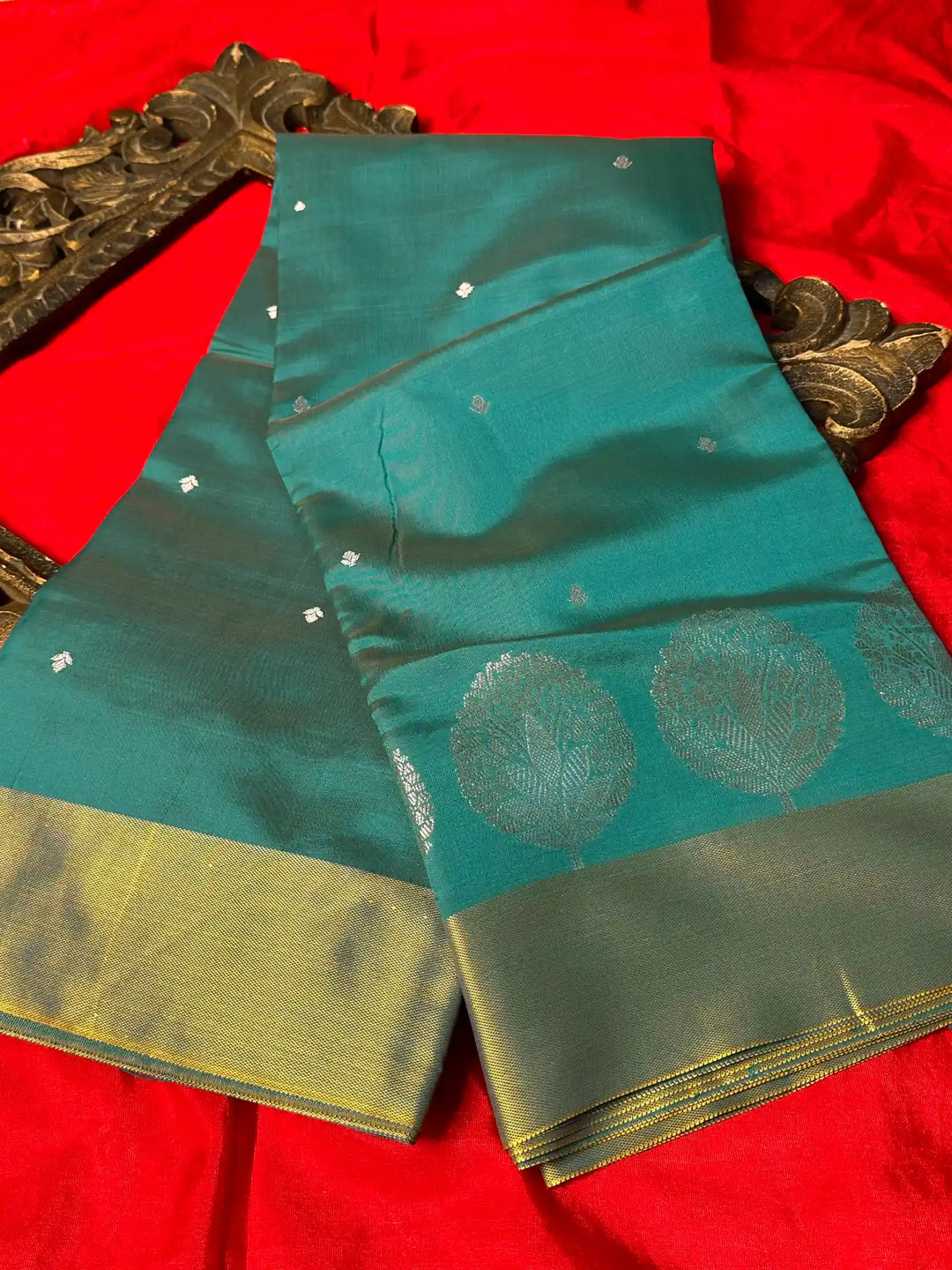 Premium Softsilk Traditional Weave Banarasi Saree