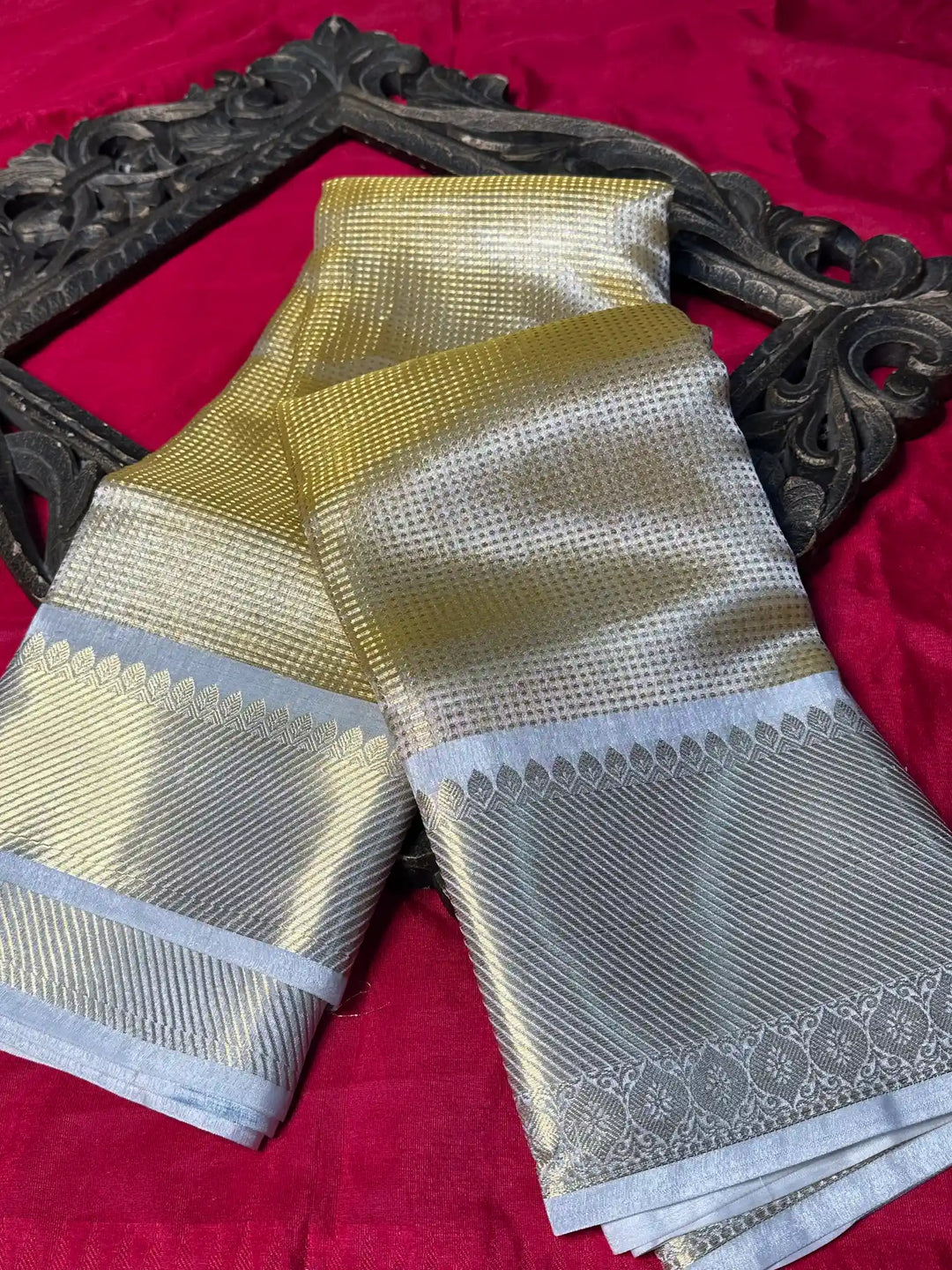 Premium Softsilk Traditional Weave Banarasi Saree