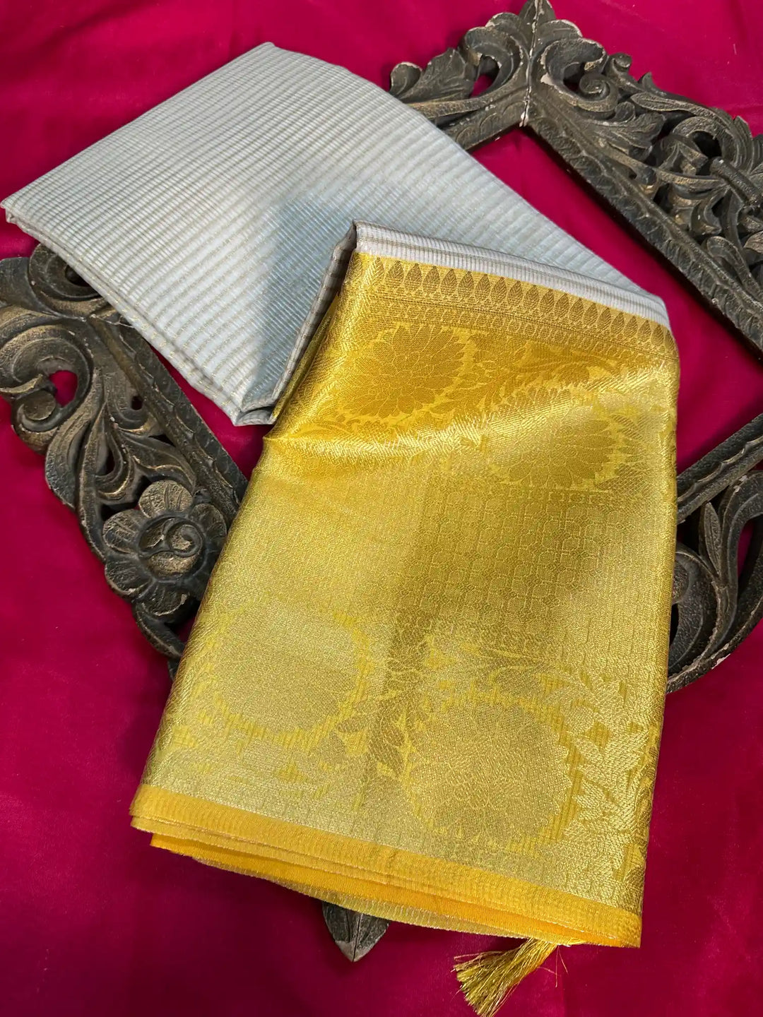 Premium Softsilk Traditional Weave Banarasi Saree