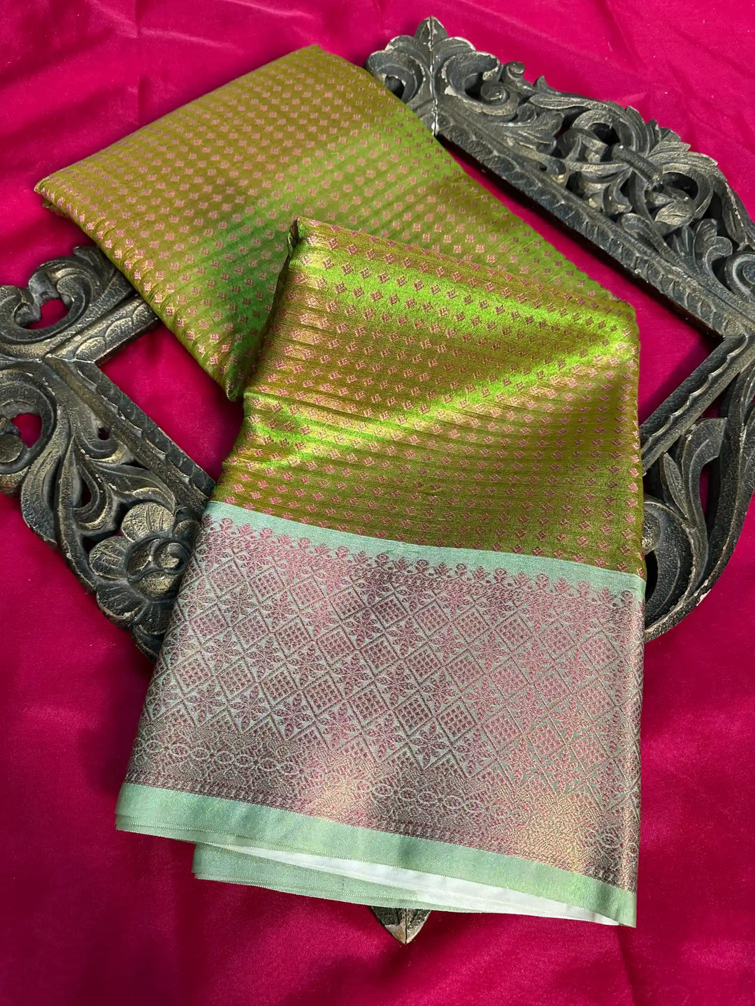 Premium Softsilk Traditional Weave Banarasi Saree