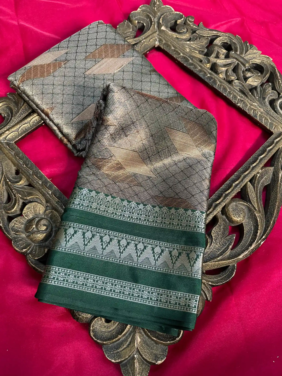 Premium Softsilk Traditional Weave Banarasi Saree
