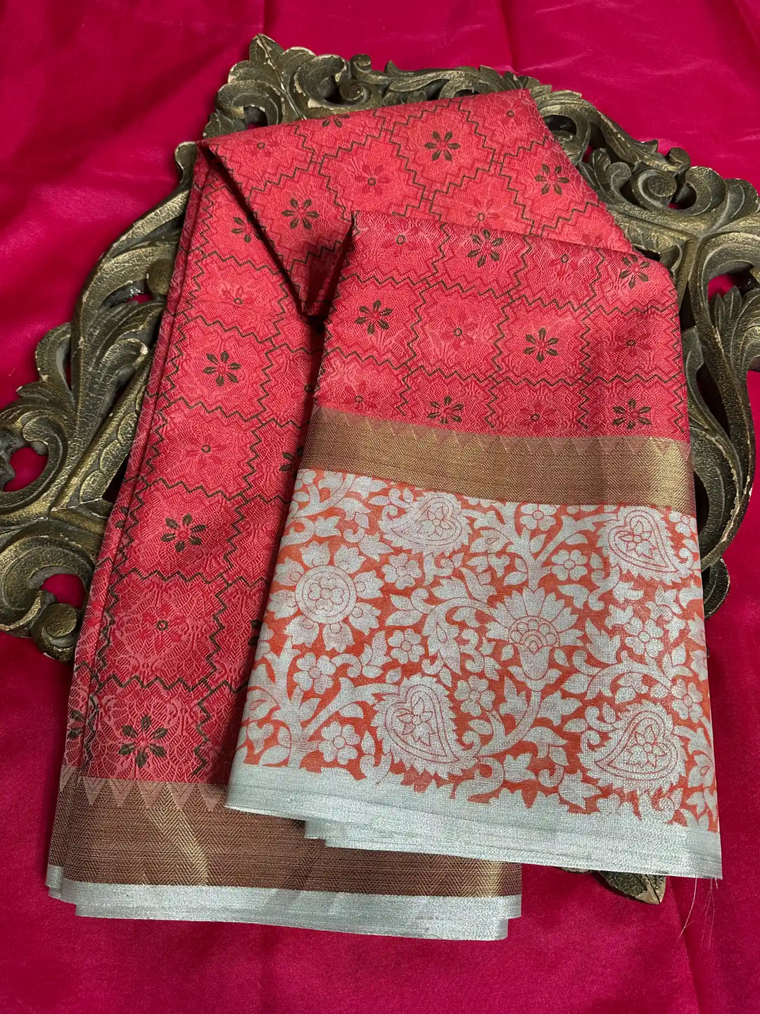Premium Softsilk Traditional Weave Banarasi Saree