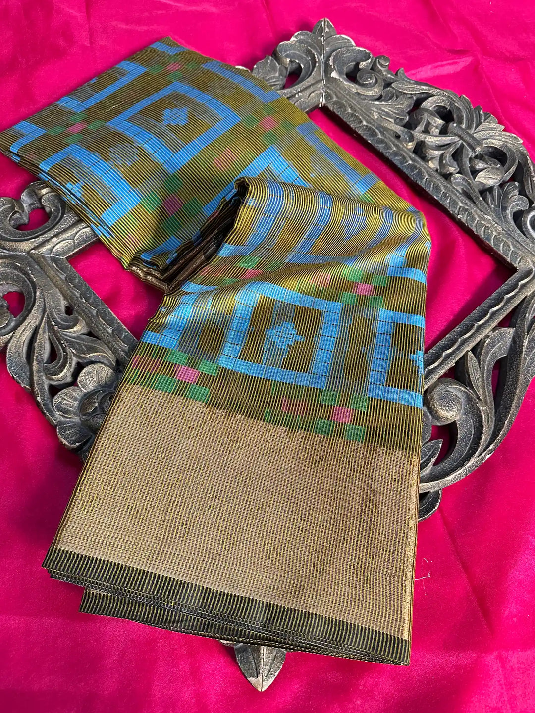 Premium Softsilk Traditional Weave Banarasi Saree