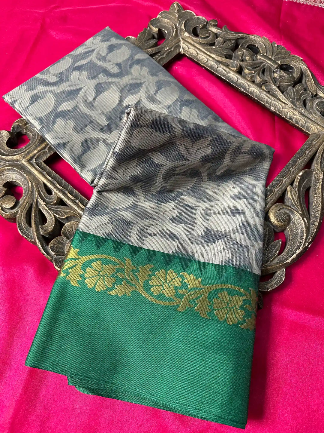 Premium Softsilk Traditional Weave Banarasi Saree
