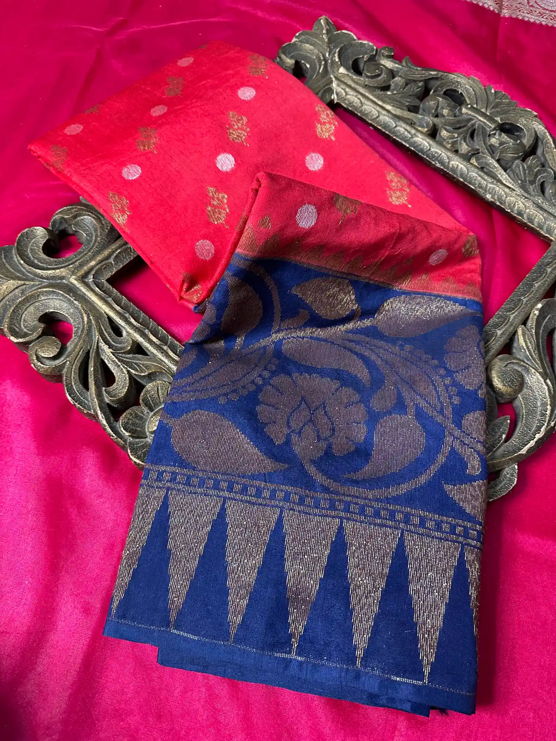 Premium Softsilk Traditional Weave Banarasi Saree