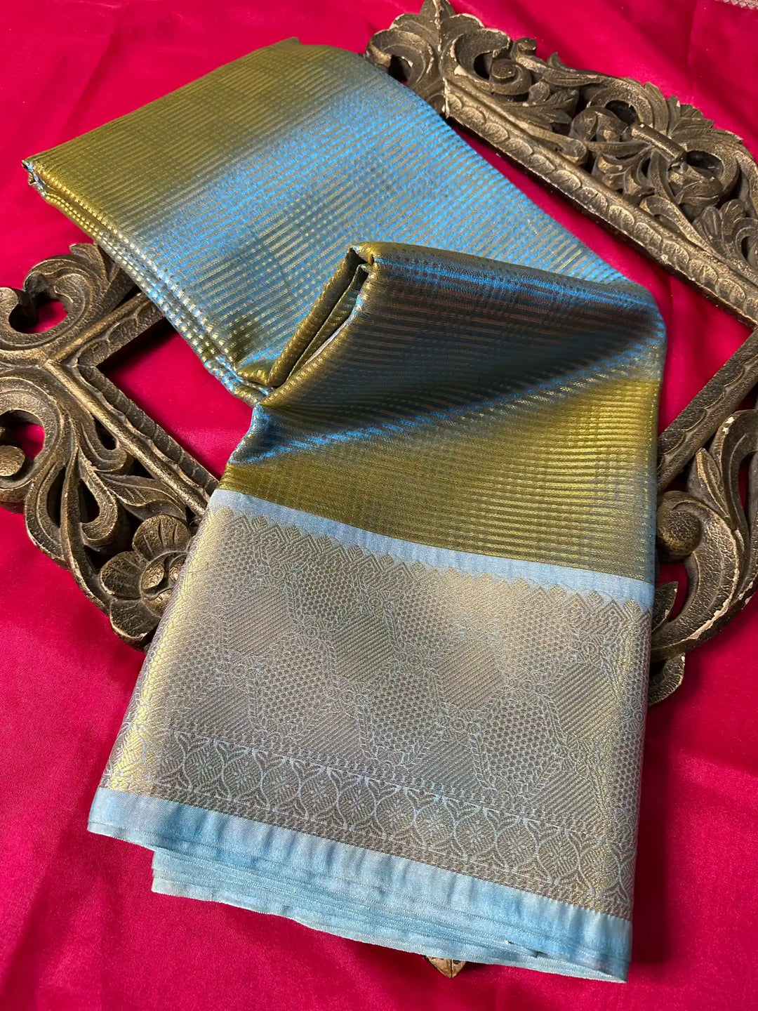 Premium Softsilk Traditional Weave Banarasi Saree