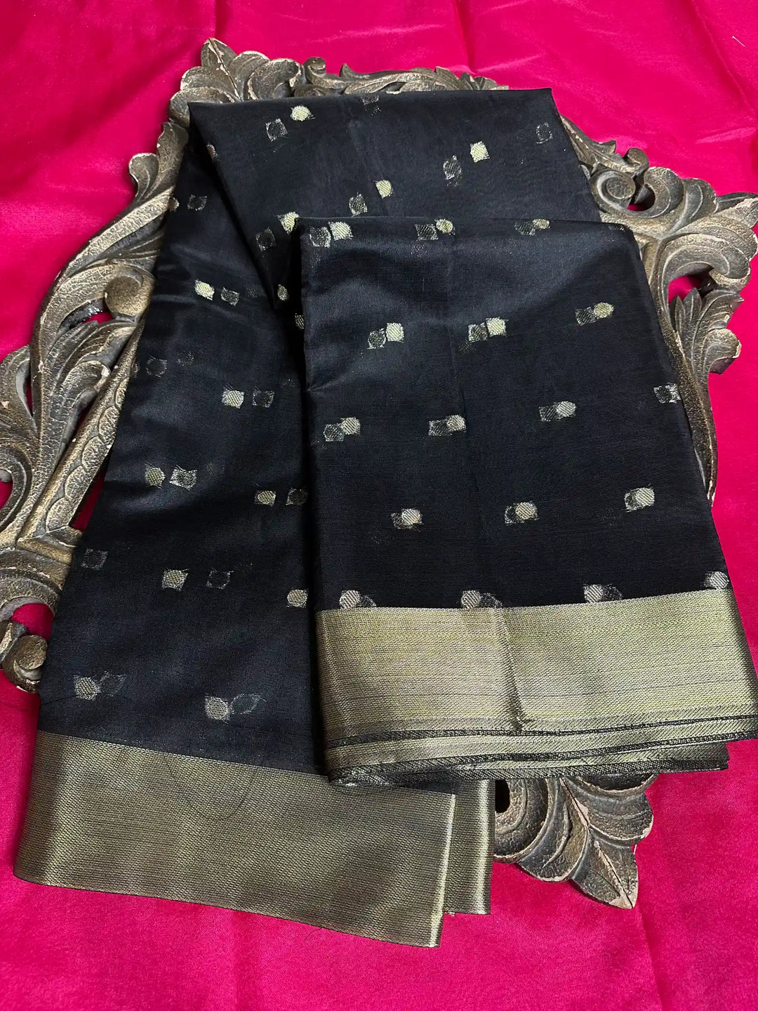 Premium Softsilk Traditional Weave Banarasi Saree
