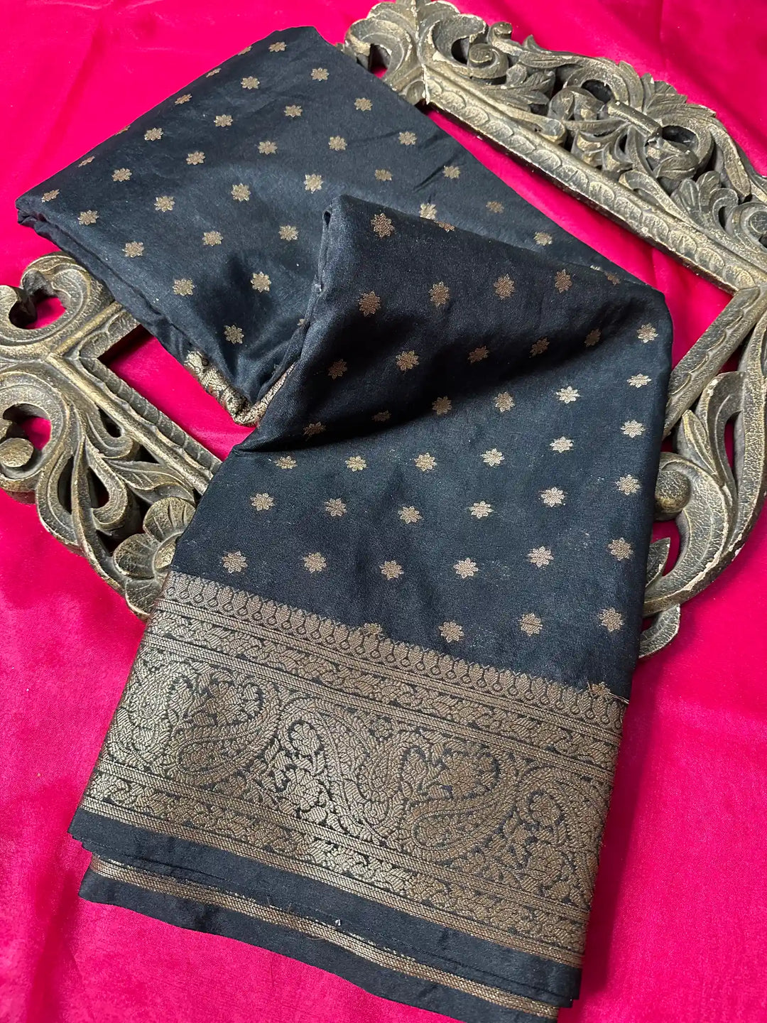 Premium Softsilk Traditional Weave Banarasi Saree