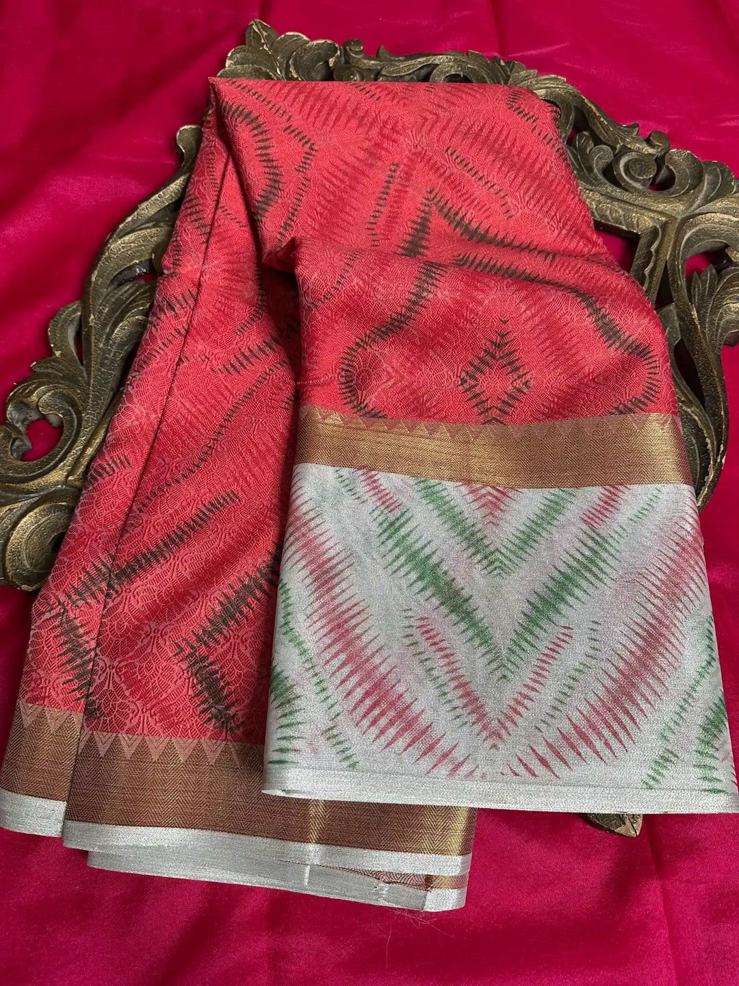 Premium Softsilk Traditional Weave Banarasi Saree