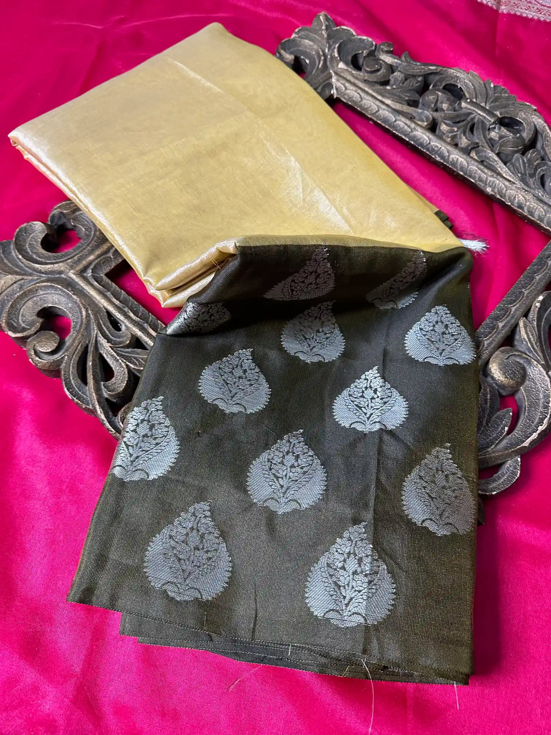 Premium Softsilk Traditional Weave Banarasi Saree