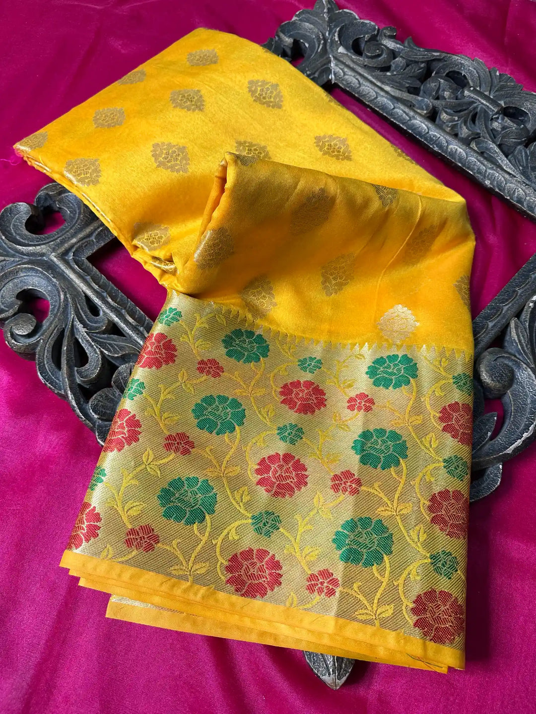 Premium Softsilk Traditional Weave Banarasi Saree