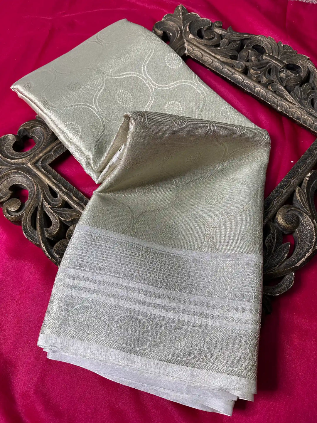 Premium Softsilk Traditional Weave Banarasi Saree