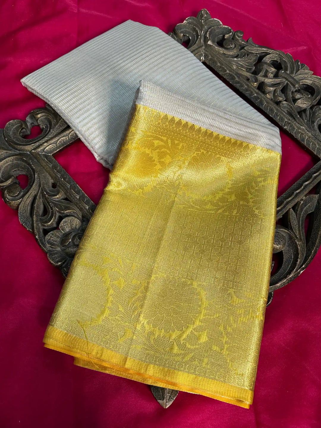 Premium Softsilk Traditional Weave Banarasi Saree