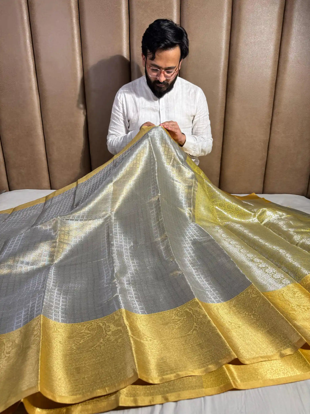 Premium Tissue Silk Saree with Rich Pallu and Blouse