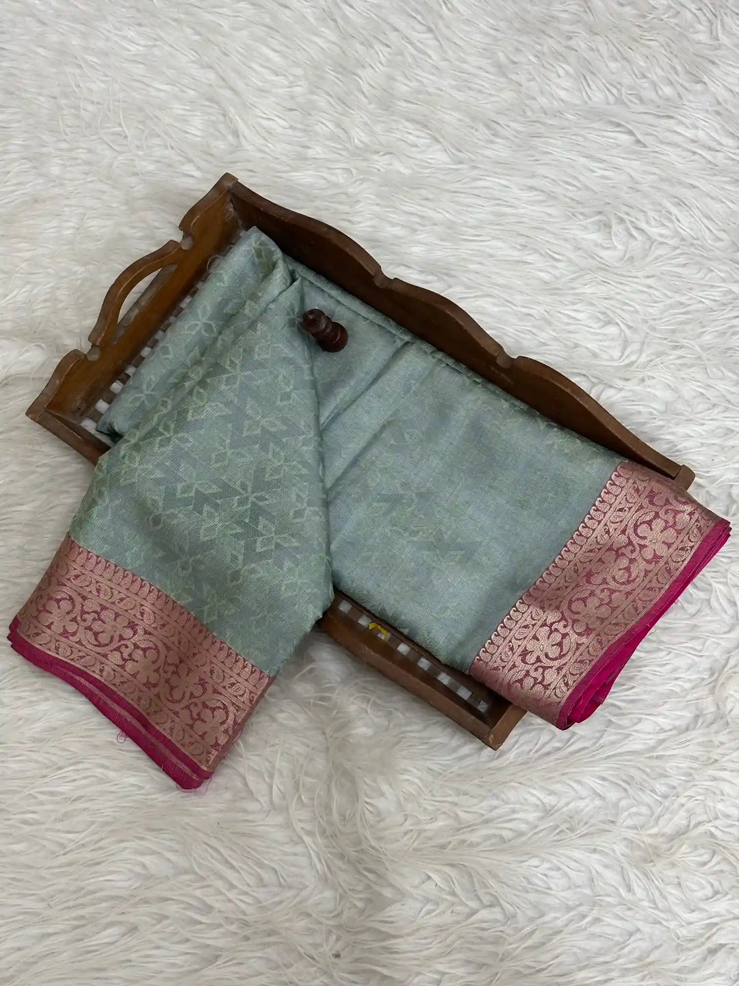 Pretty Softsilk Beautiful Banarasi Saree