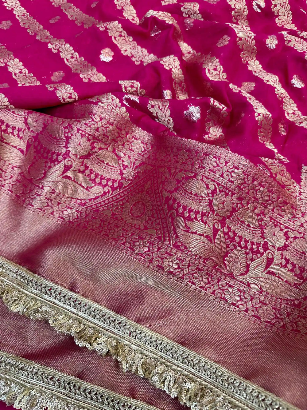 Rani Pink Chiniya Silk Jacquard Lace Attached Banarasi Saree