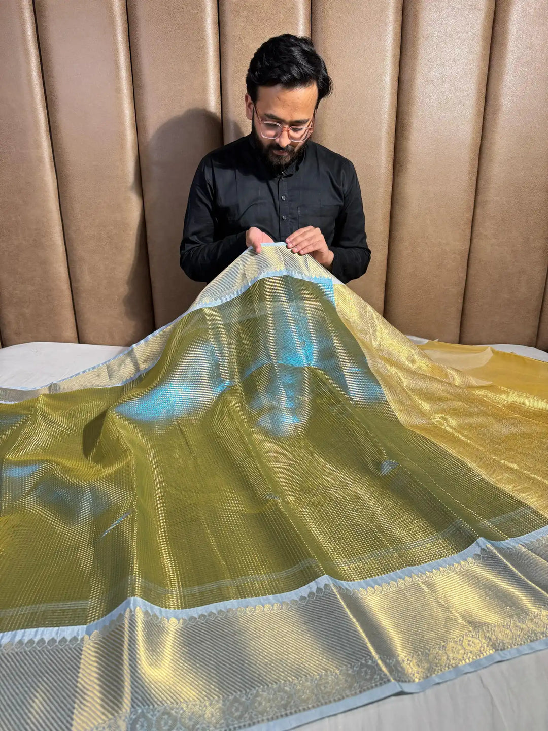 Rare Shade Glass Tissue Silk Banarasi Saree with Dual Tone